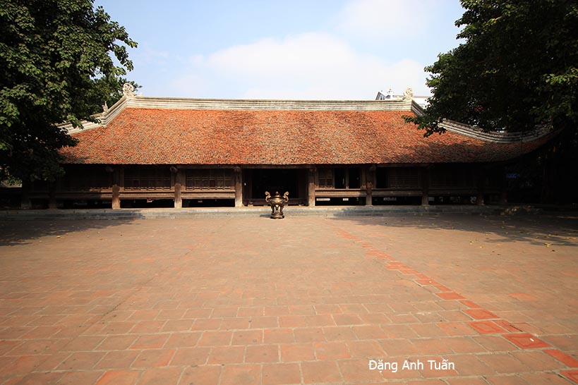 Tham quan đình Đình Bảng ở Bắc Ninh